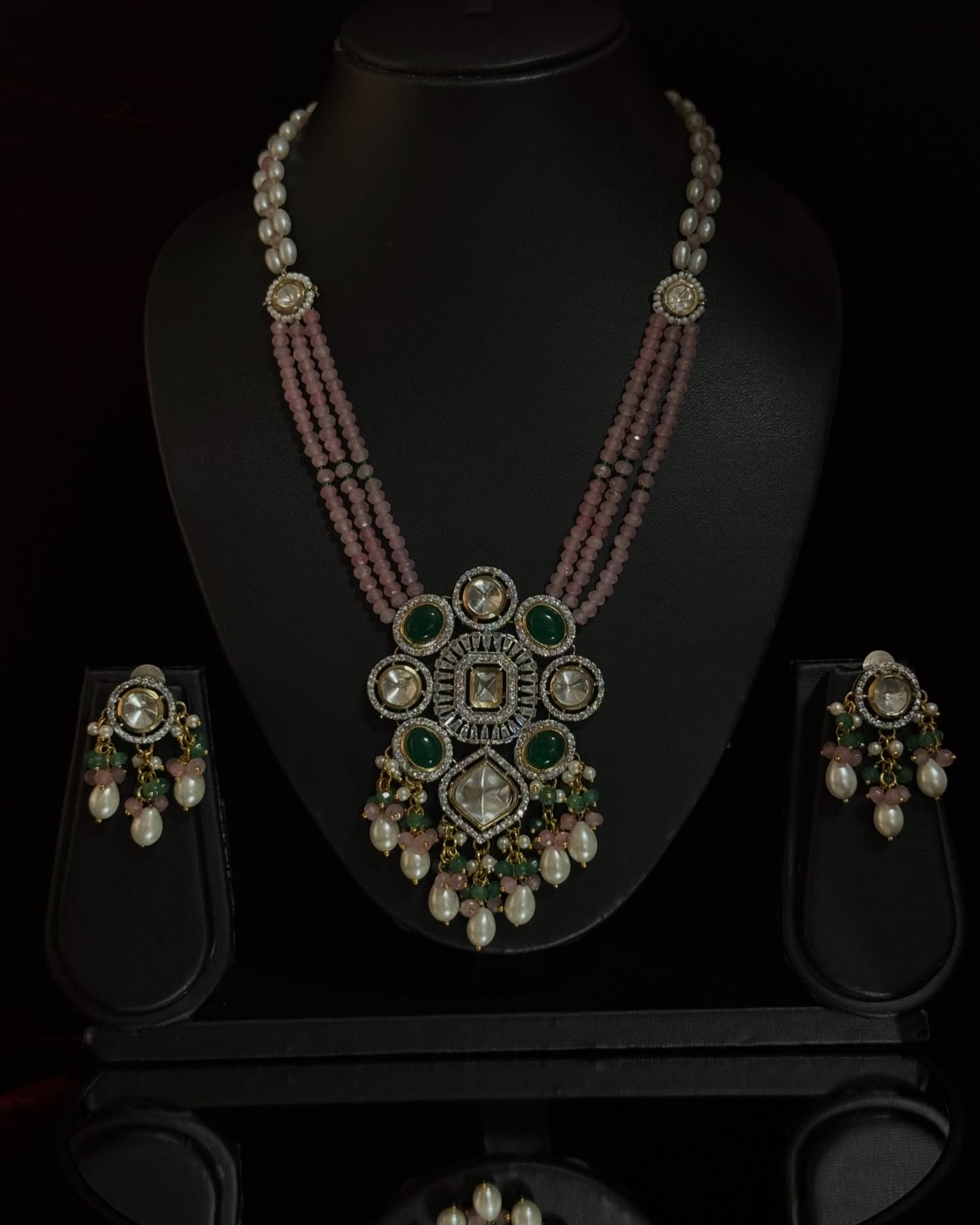Roselle Imperial Polki Necklace Set
