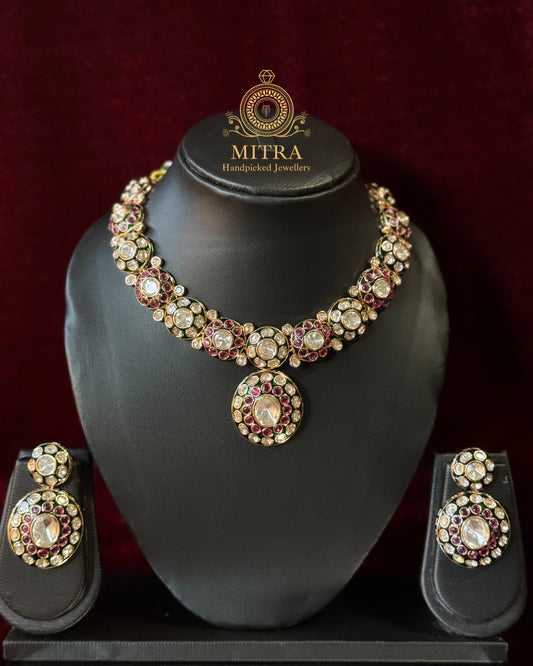 Red Rajwaadi Choker